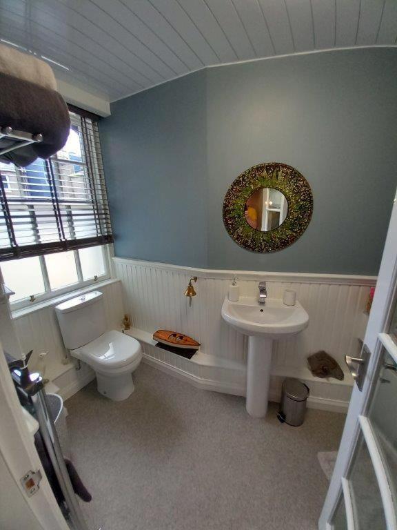 The Nifty Nook Apartment Кембелтаун Екстериор снимка