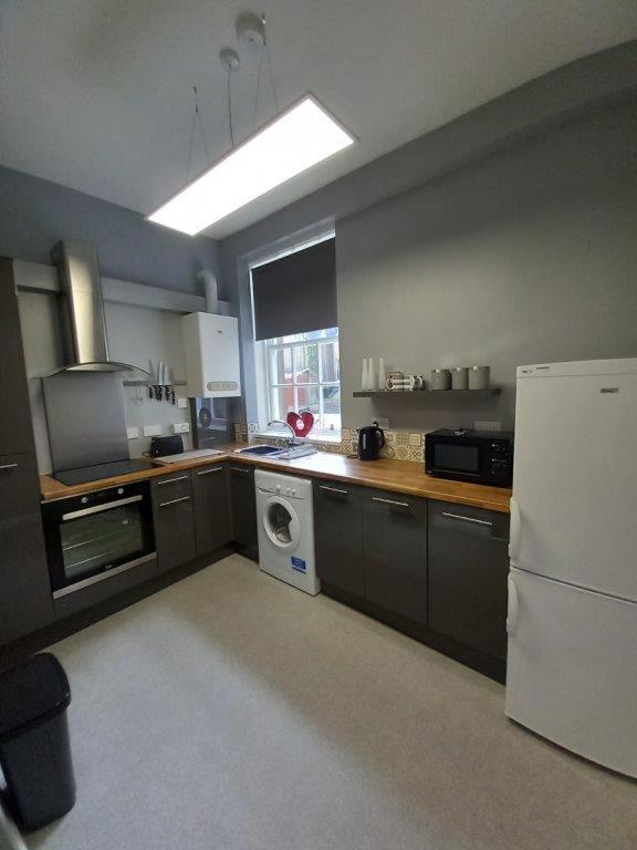 The Nifty Nook Apartment Кембелтаун Екстериор снимка